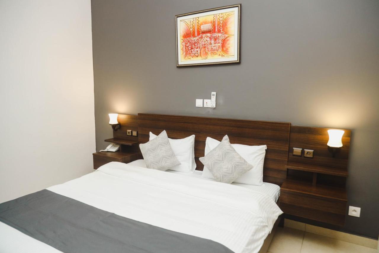 أبيدجان Robert'S Hotel المظهر الخارجي الصورة
