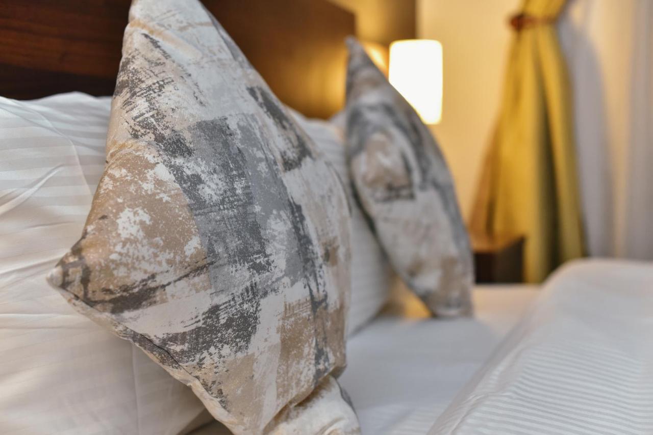 أبيدجان Robert'S Hotel المظهر الخارجي الصورة