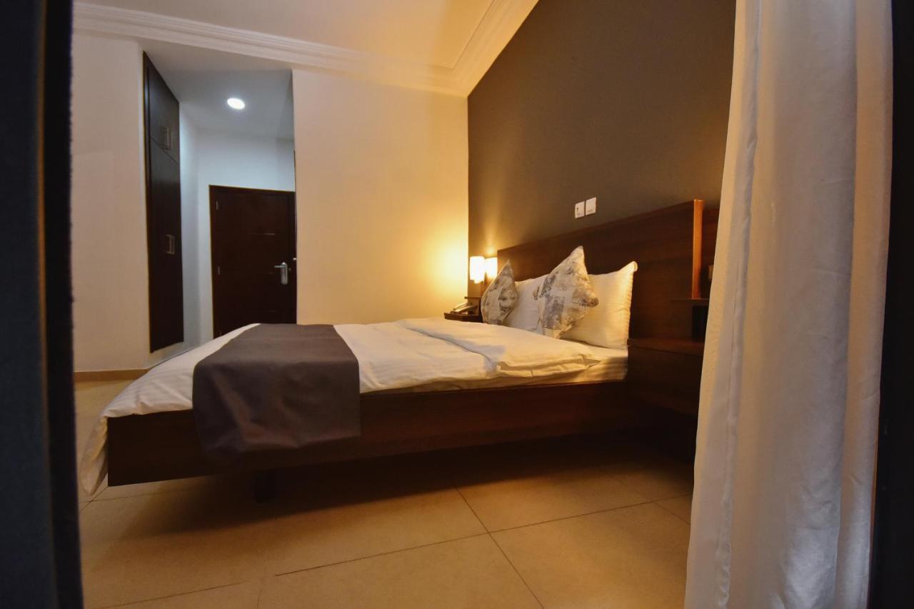 أبيدجان Robert'S Hotel المظهر الخارجي الصورة
